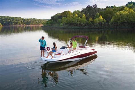 New 2021 Tahoe 215 Xi Power Boats Inboard In Eastland Tx Stock Number