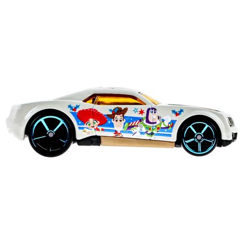 Hot Wheels Disney 100 Temalı Arabalar HMV75 Morris Mini Toyzz Shop