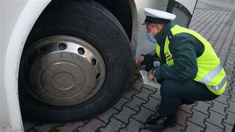 Kontrole Autobus W Szkolnych W M Cicach Polskie Radio Koszalin