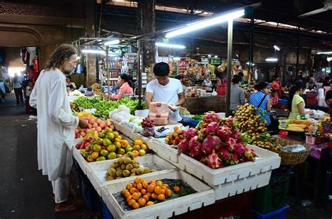 ヴェトナム・カンボジア旅行記（13）シェムリアップ市とオールドマーケット バスリコのつぶやき 楽天ブログ