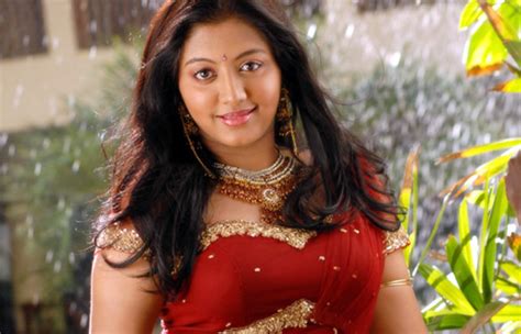 Sexy Actress Gopika Hot Wallpapers Page4