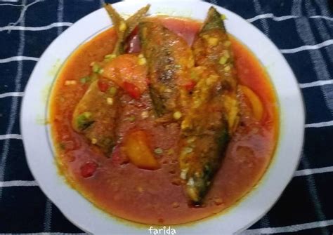 Resep Ikan Dencis Bumbu Kuning Oleh Farida Sulthan Cookpad