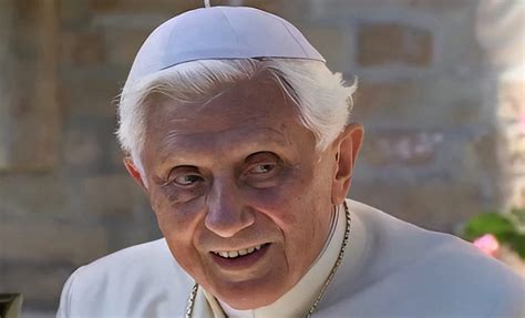 El papa emérito Benedicto XVI fallece en el Vaticano