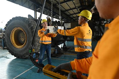 Laba Bersih United Tractors Tembus Rp11 2 Triliun Di Semester I 2023