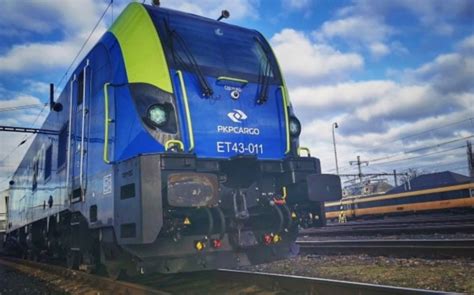 Pkp Cargo International Enhances Fleet With Dragon Locomotive