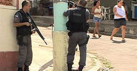 G Bope E Bpm Fazem Opera O Em Favela Em Madureira No Rio