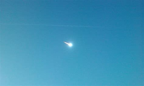 Meteor Fireball Explodes Over Netherlands -- Fire in the Sky -- Sott.net