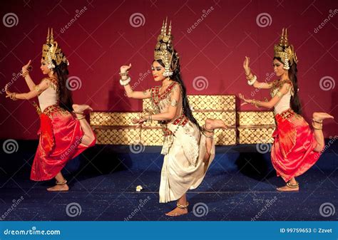 Apsara Dance Show Cambodia Editorial Stock Photo Image Of Angkor