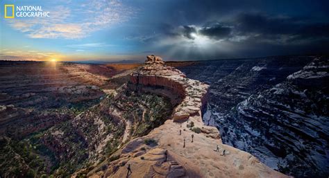 Discover The Story Behind Day To Night Photo Of Bears Ears