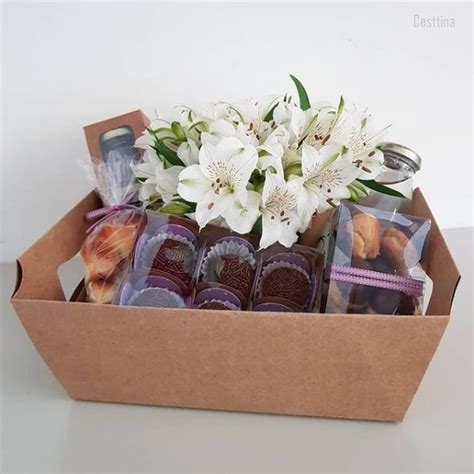 Cesta De Aniversário Para Amiga