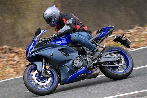 黄金の空白地帯を狙い撃つ ヤマハ「yzf R7」は絶妙なるスーパースポーツだった バイクのニュース