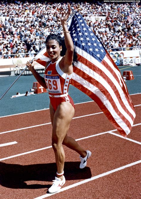 Florence Griffith Joyner The 100 Celebrity Beautiful Babe Posing Hot