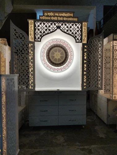 White Glossy Corian Temple With Door For Home At Rs Sq Ft In New