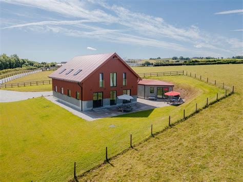 Morchard Road Crediton Ex Bed Barn Conversion For Sale