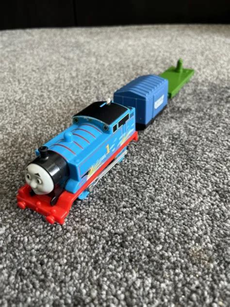 THOMAS THE TANK Engine Trackmaster Thomas Train & Carriages £9.99 ...