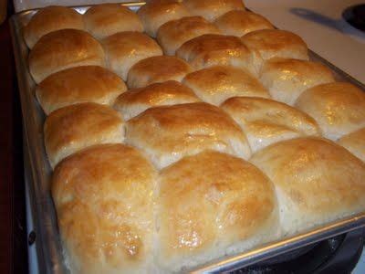 The Daily Smash: Texas Roadhouse Rolls for bread maker | Bread maker recipes, Texas roadhouse ...