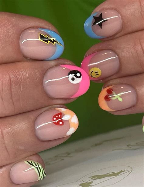 25 Of The Dreamiest Cloud Nail Designs For 2024