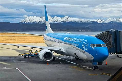 La Libertad Avanza consiguió el dictamen para privatizar Aerolíneas