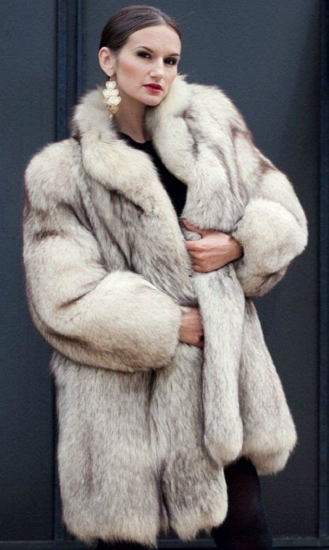 Pin By Berdo On Superbe Fur Fashion Fox Fur Coat Fur Coat