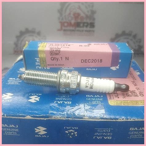 Rouser 200RS 200NS Dominar 400 UG Spark Plug Champion Center