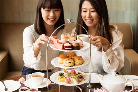 Hong Kong Restaurant News Linner At Grissini Sakura Afternoon Tea