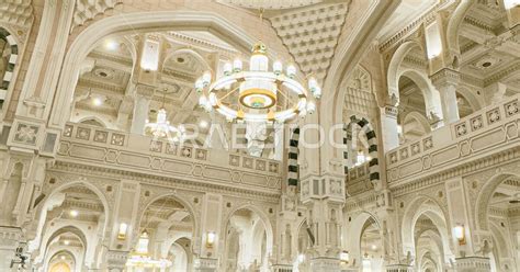 The art of Islamic architecture, the Grand Mosque in Mecca from the ...