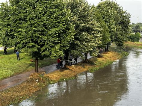 Bursa da yağmur sularının yükselttiği derede erkek cesedi bulundu Son