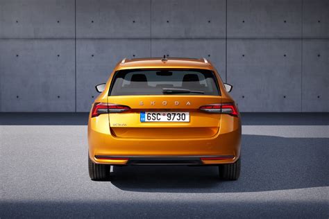 Improved bestseller. The new Octavia has arrived - Škoda Storyboard