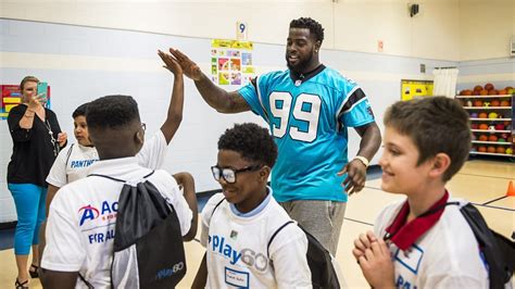 Photos Kawann Short Visits Sunset Park Elementary