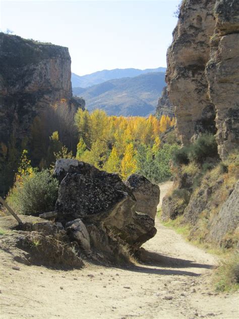 Atrekinthesun Autumn Ascent Of Alhama De Granada Gorge