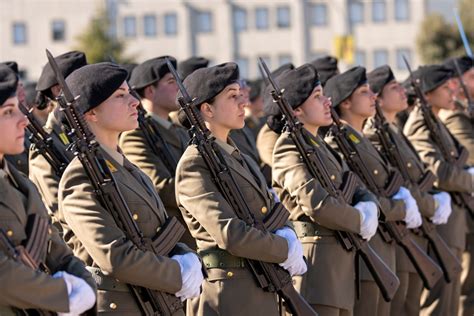 Oltre Volontari Del Rgt Acqui Hanno Giurato Fedelt Alla