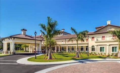 Best Assisted Living in Naples, FL | Retirement Living