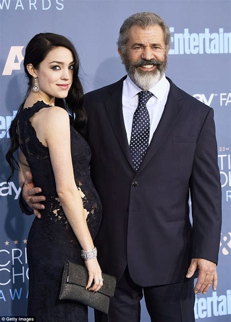 Mel Gibson Goes Low Key With Girlfriend Rosalind Ross In La Daily