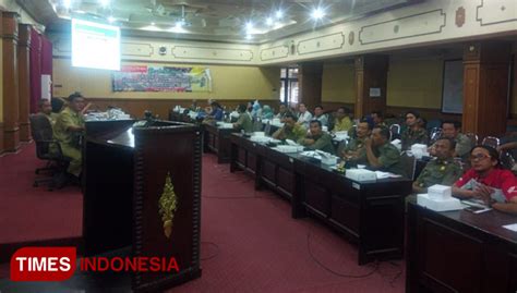 Wujudkan Amazing Blitar DLH Sosialisasikan Pengelolaan Limbah B3