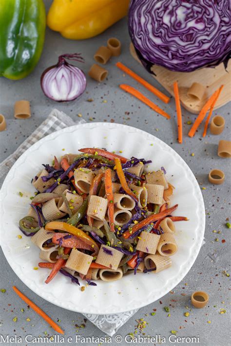 Pasta Con Verdure Saltate In Padella Primo Piatto Veloce E Leggero