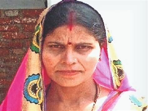 Pramila Launched A Campaign In The Village To Ban Liquor First Complained Of Husband And