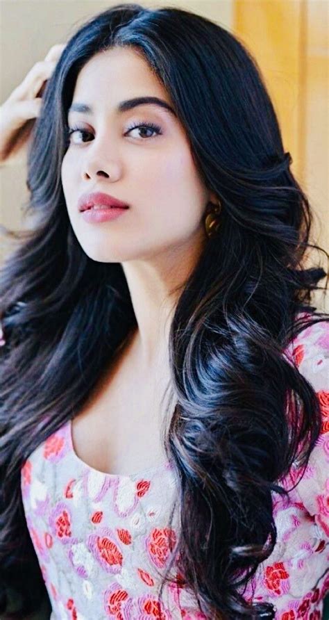 Janhvi Kapoor Live Hiar And Floating Hair In Full Hd Qualty Animated Pic 13 Artofit