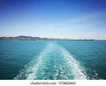 Trace Tail Speed Boat On Water Stock Photo Shutterstock