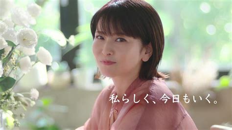 森高千里 が出演する ヤクルト ラクトデュウ のcm「ハリふわサイン」篇。 Cm など最新の動画をまとめるサイト ~ 動画now