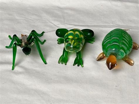 Lot 310 Fitz And Floyd Glass Menagerie Figurines Turtle Frog Cricket