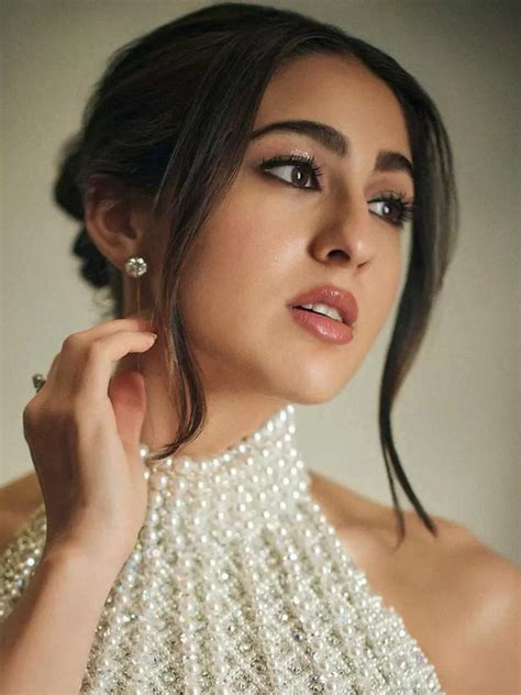 Sara Ali Khan Flaunts Her Luscious Locks Times Of India