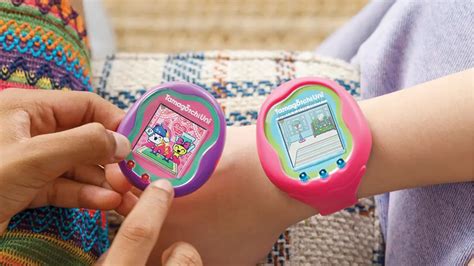 Top Gifts for Winter 2023 - Tamagotchi Uni | The Toy Insider