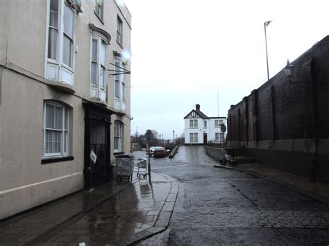 West Street Blue Town Sheerness © Chris Whippet Cc By Sa20