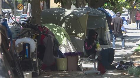 Supreme Court Hears Arguments About Criminalizing Homelessness