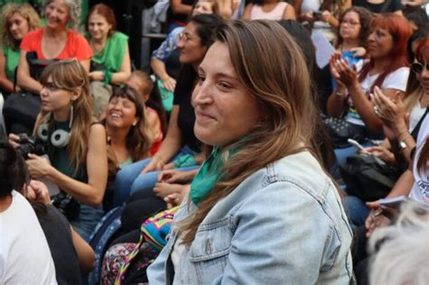 Manuela Castañeira el Nuevo MAS el Ya Basta y Las Rojas invitan al