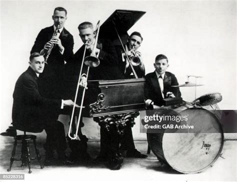 Dixieland Jazz Photos And Premium High Res Pictures Getty Images