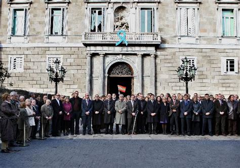 Las Instituciones Catalanas Guardan Cinco Minutos Silencio En Condena