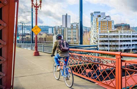 12 ICONIC Bridges in Portland, Oregon (With Facts & Photos)