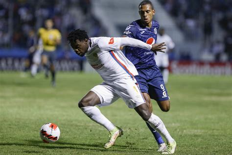 Motagua, Olimpia duel to lively stalemate in first leg