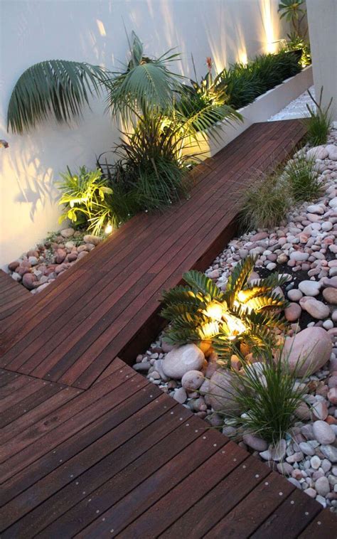 lighting modern garden design ideas    year sharonsable
